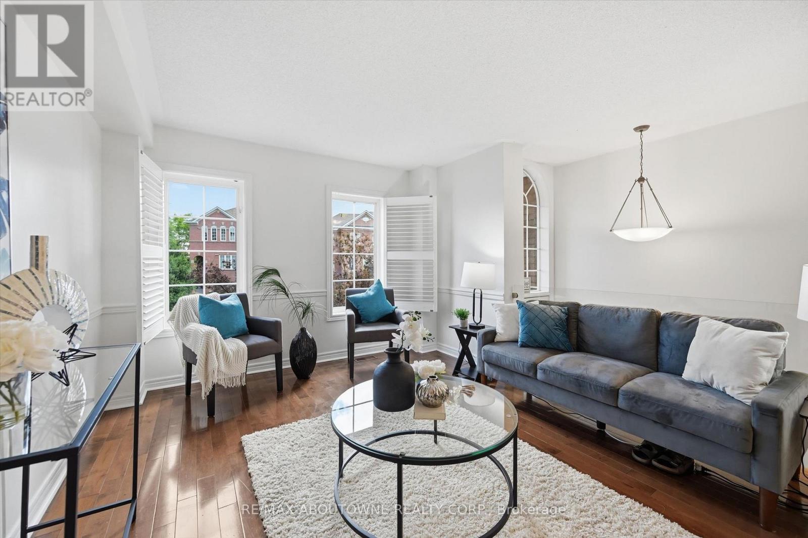 2420 RAVINEBROOK CRESCENT - 7