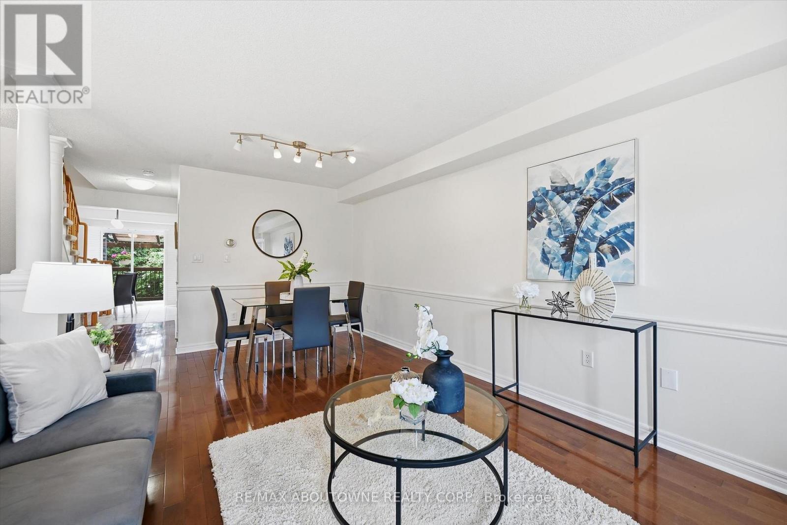 2420 RAVINEBROOK CRESCENT - 8