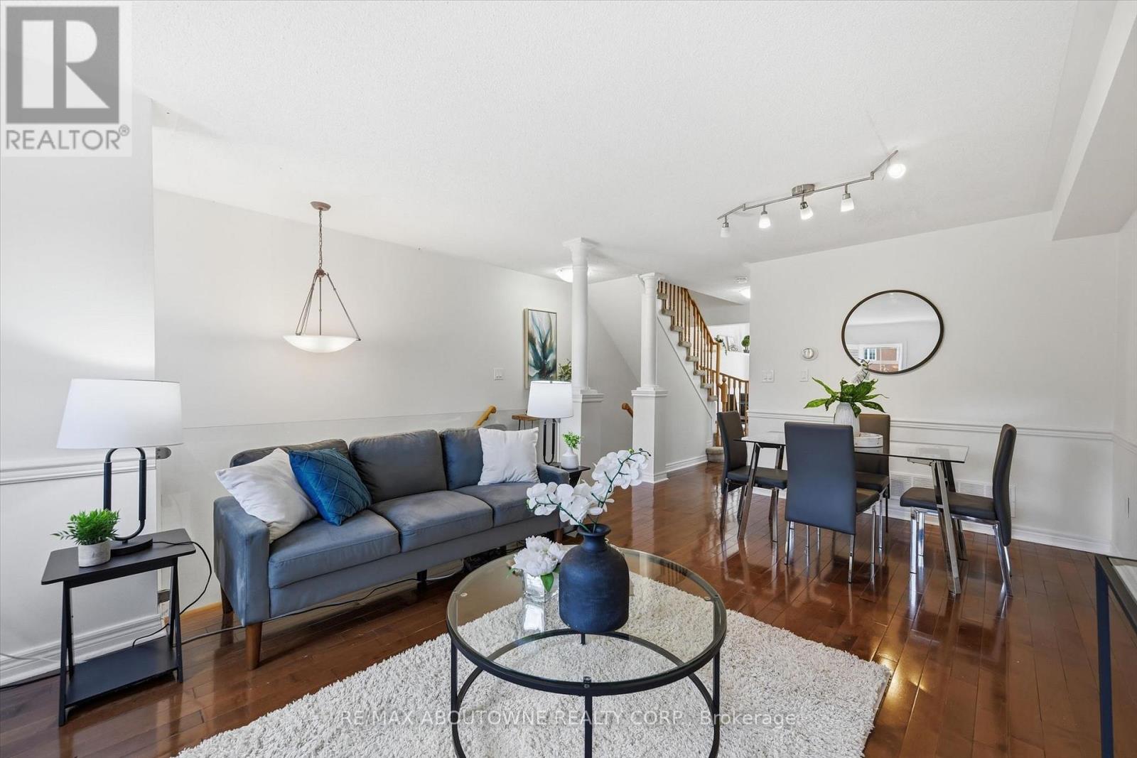 2420 RAVINEBROOK CRESCENT - 9