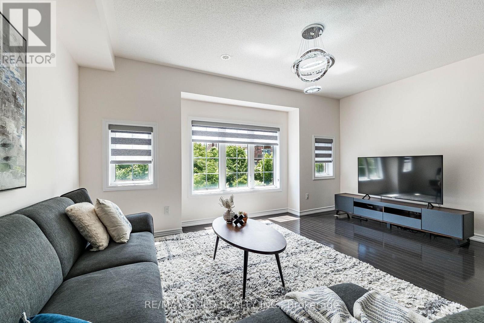 #151 6 PULBERRY CLOSE - 10