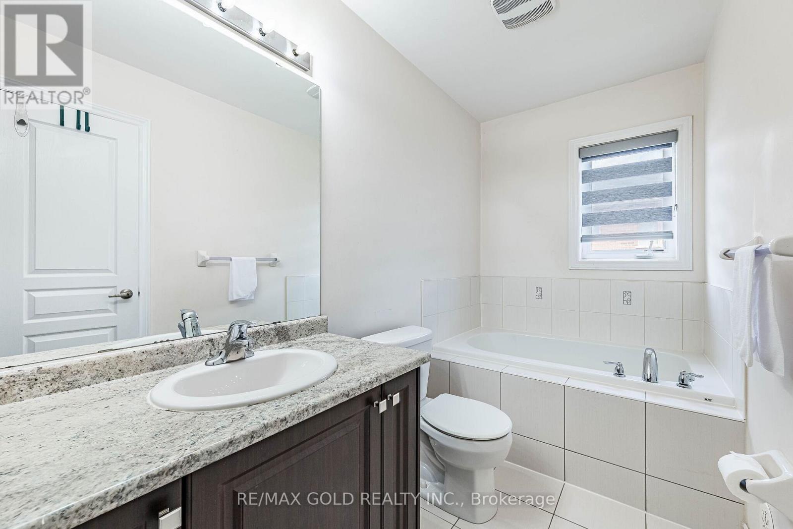 #151 6 PULBERRY CLOSE - 28