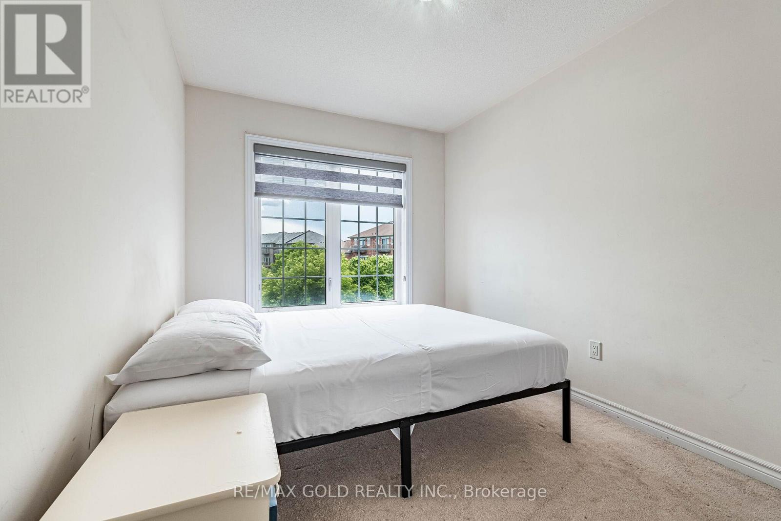 #151 6 PULBERRY CLOSE - 35