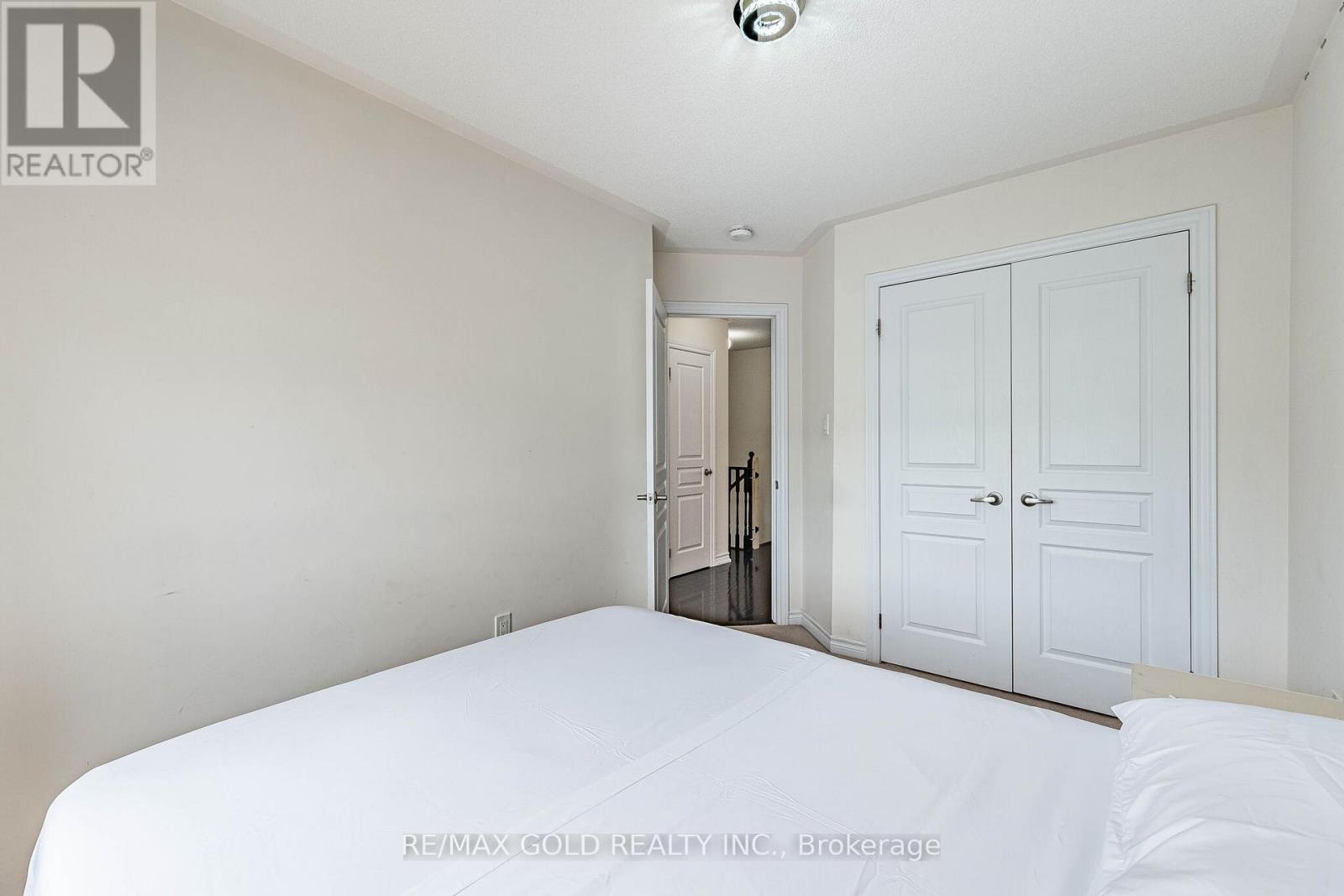 #151 6 PULBERRY CLOSE - 36