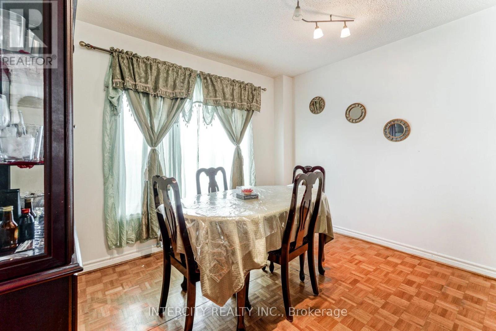 159 PRESSED BRICK DRIVE - 11