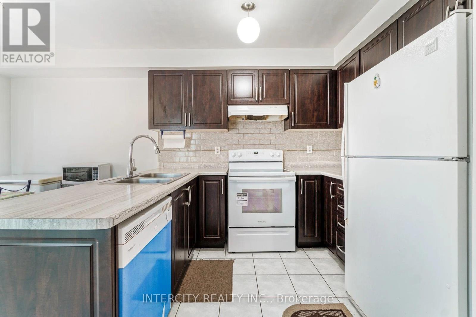 159 PRESSED BRICK DRIVE - 17