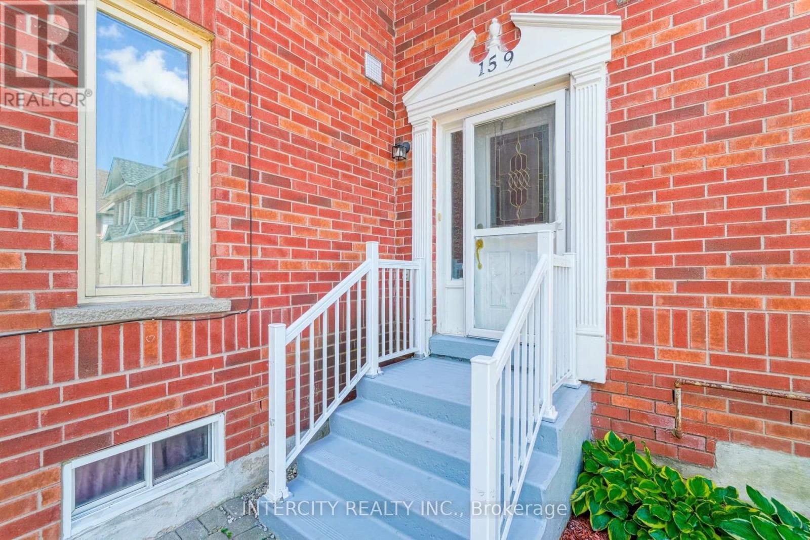 159 PRESSED BRICK DRIVE - 4