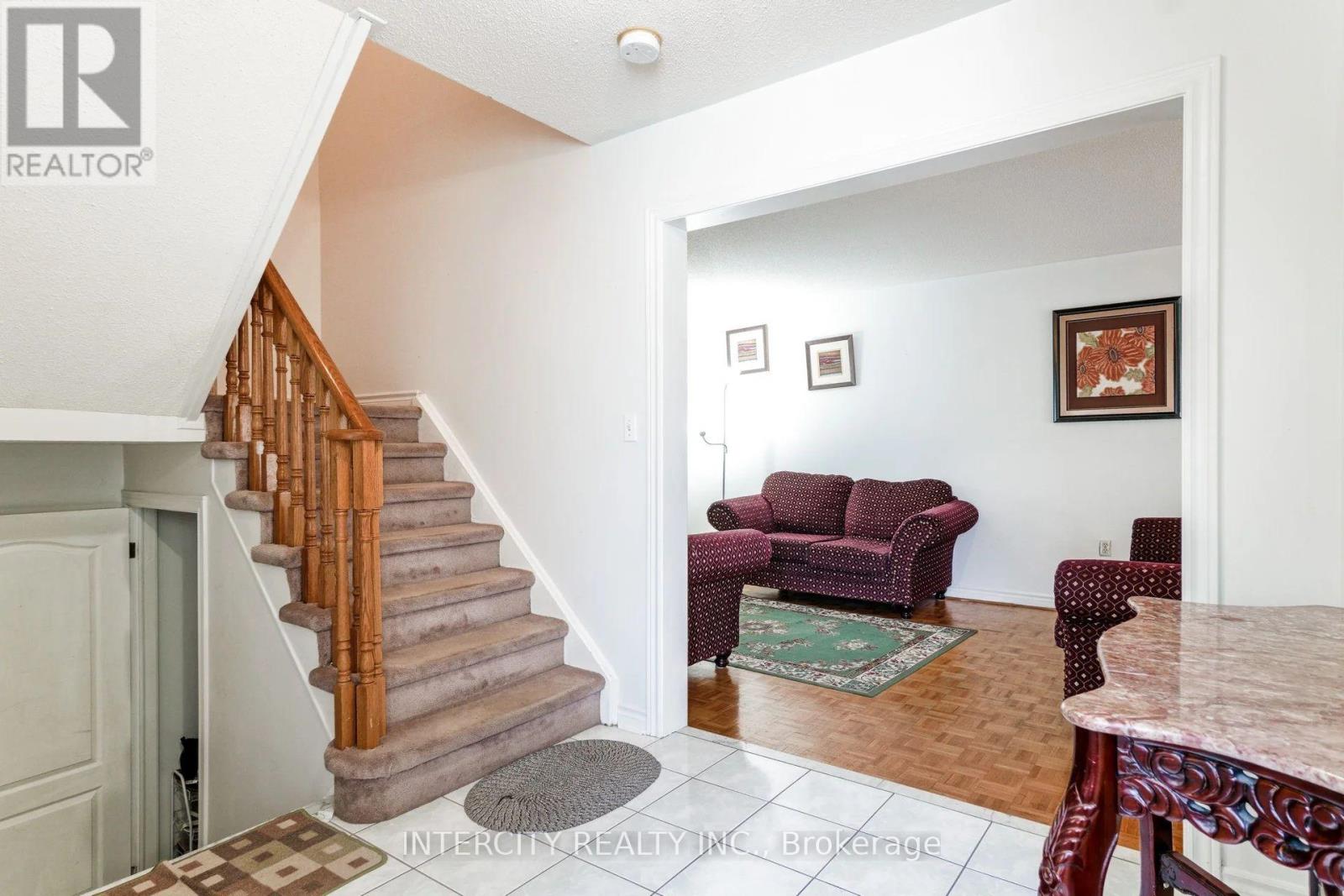 159 PRESSED BRICK DRIVE - 6