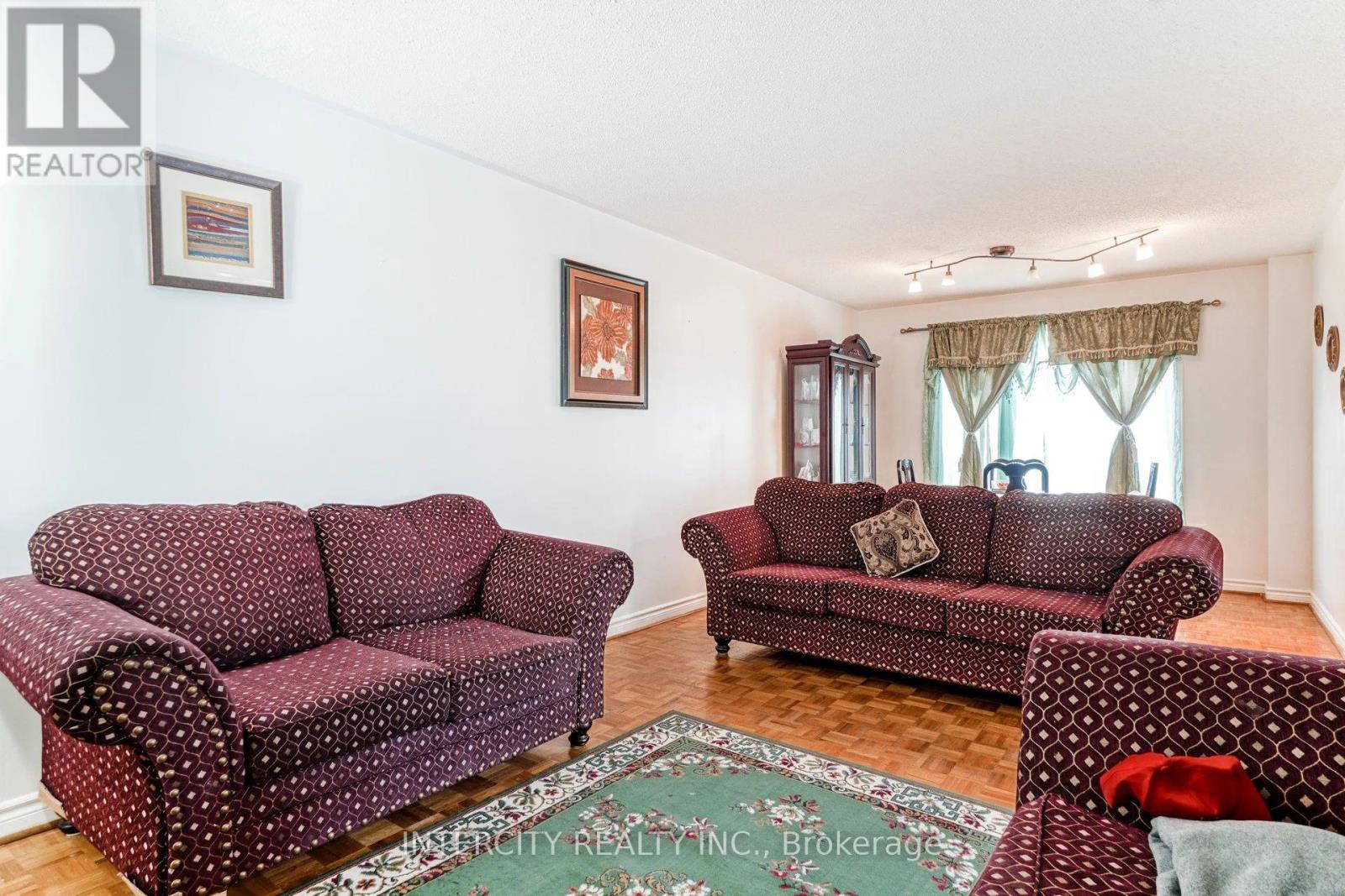 159 PRESSED BRICK DRIVE - 9