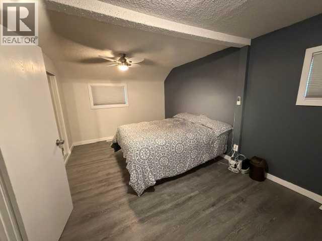 4816 53 Avenue — photo 9