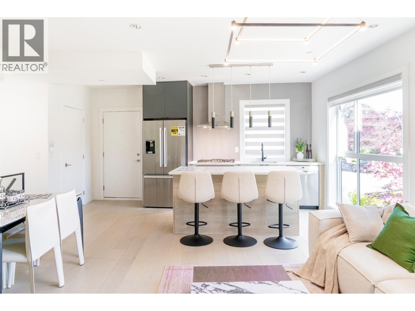 7359 OAK STREET, Vancouver