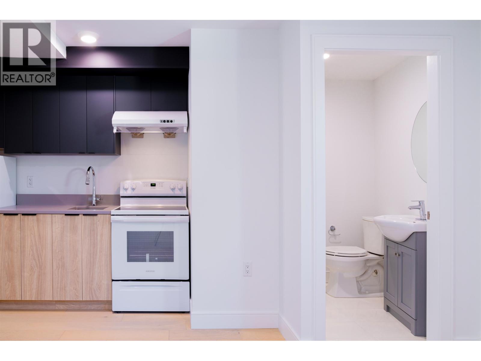 7359 OAK STREET, Vancouver