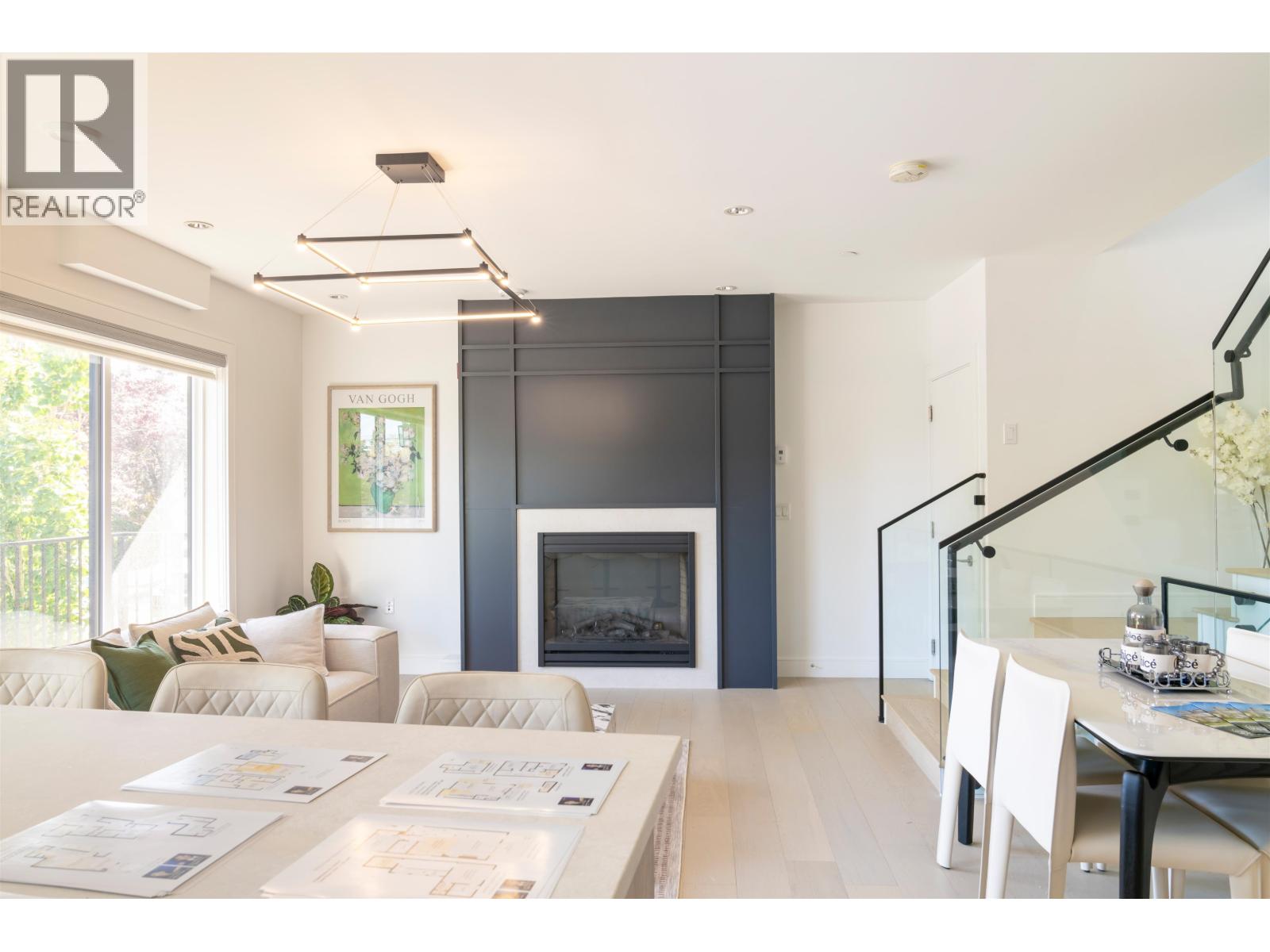 7359 OAK STREET, Vancouver