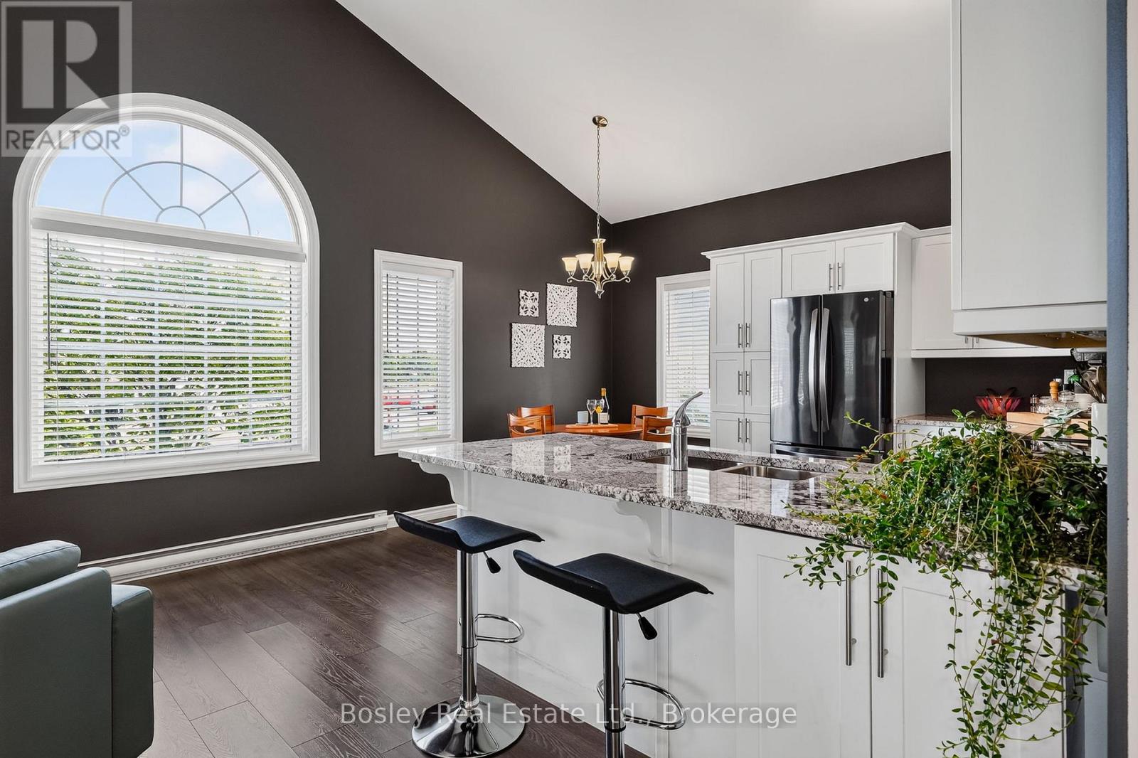 #3202 300 CROFT STREET - 11