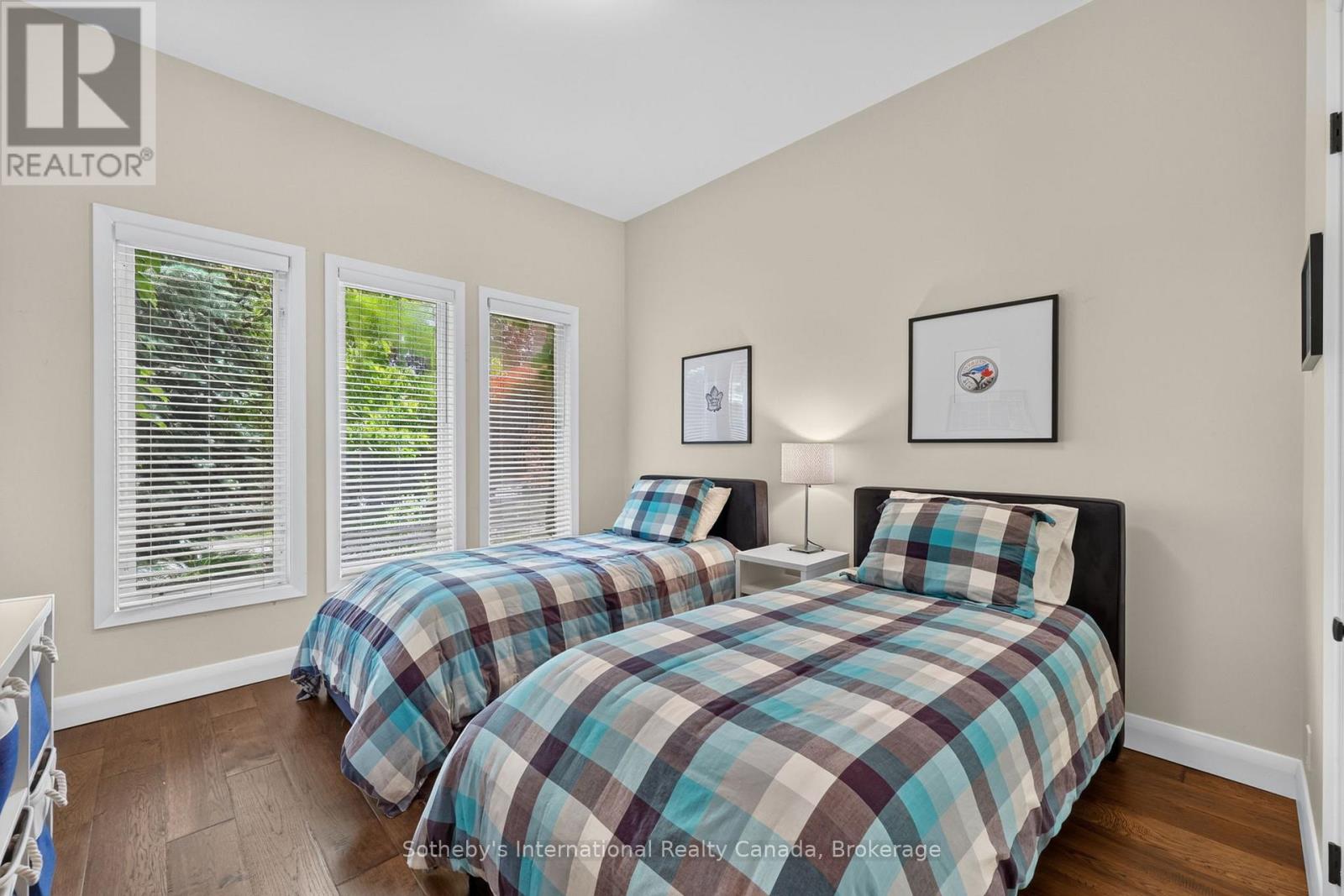 2 EVERGREEN ROAD - 28
