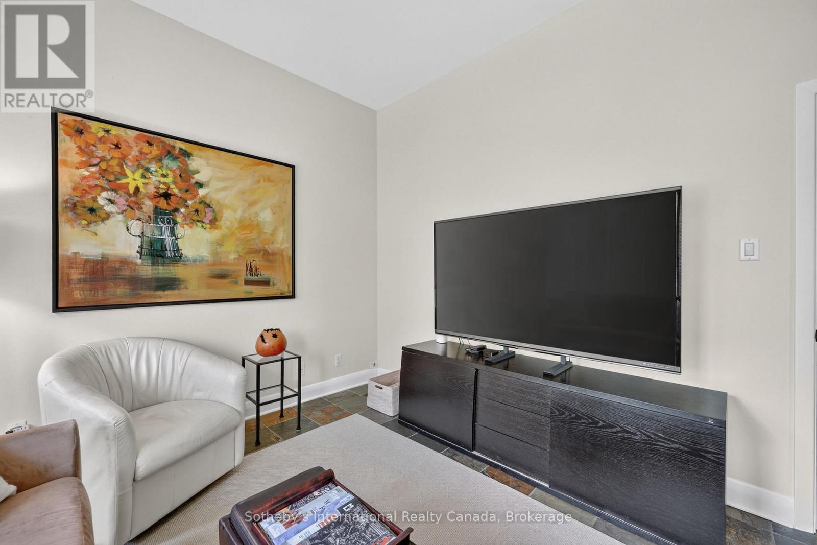 2 EVERGREEN ROAD - 30