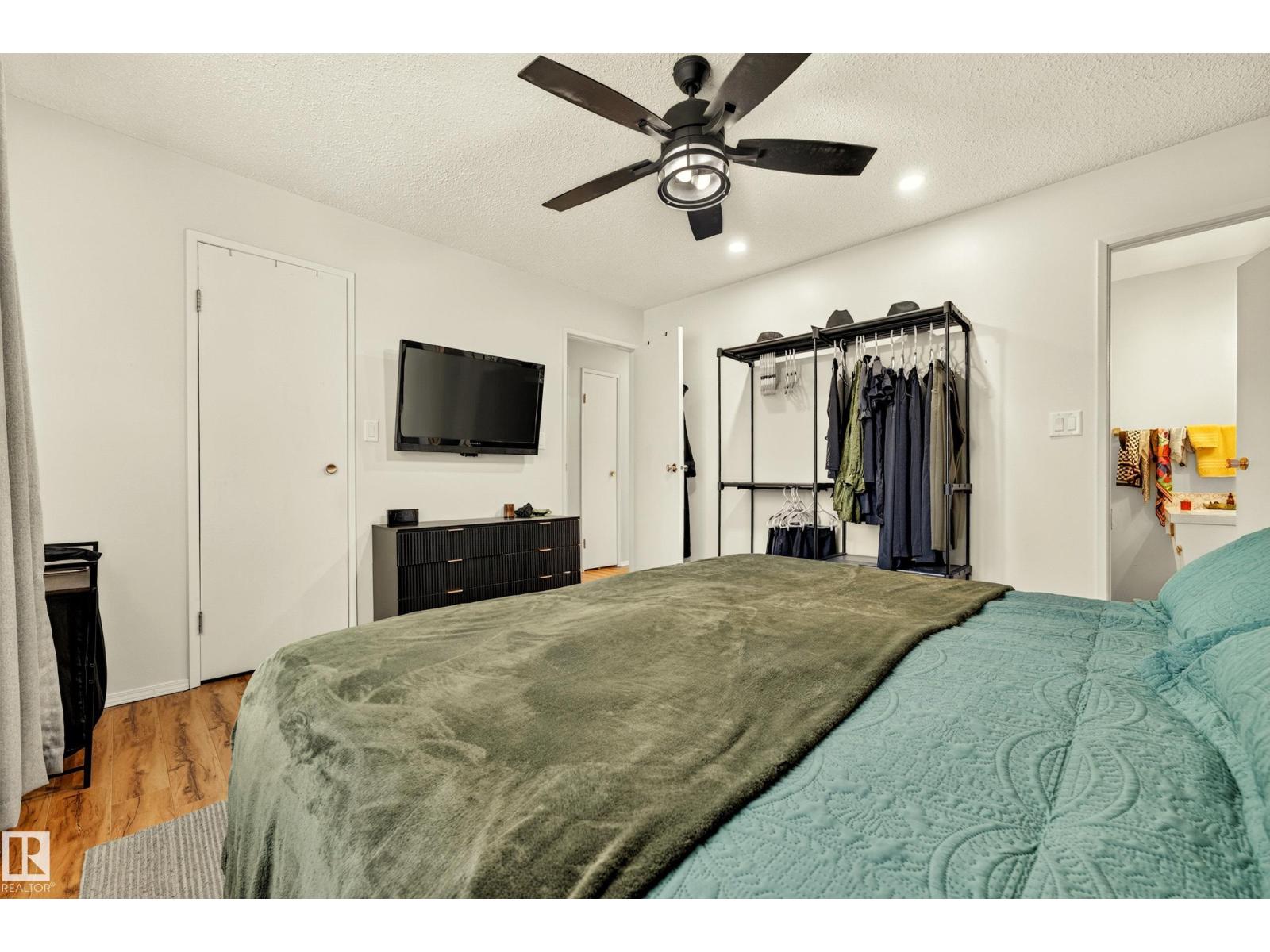 24 ADDISON CR — photo 19