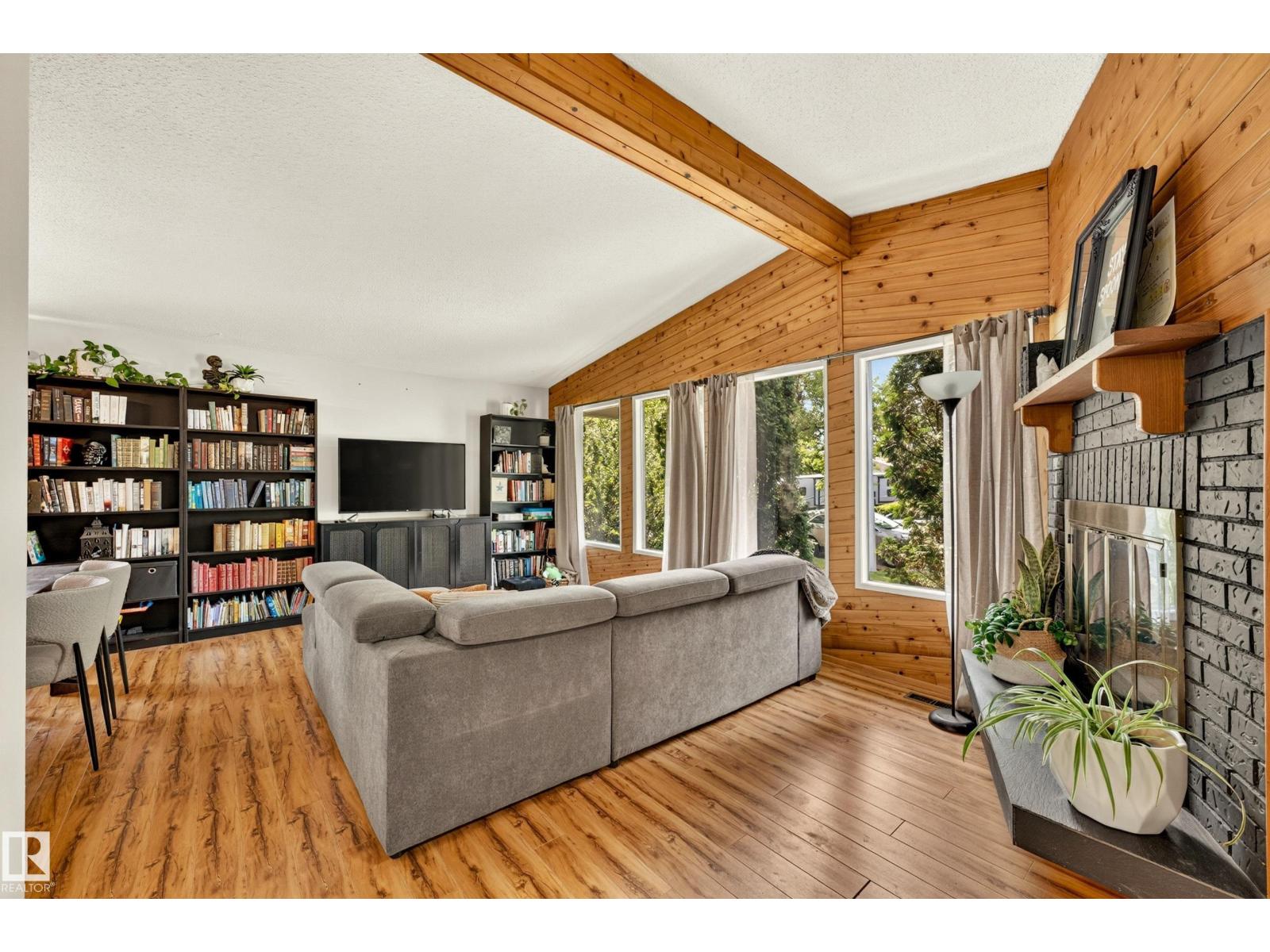 24 ADDISON CR - photo 2