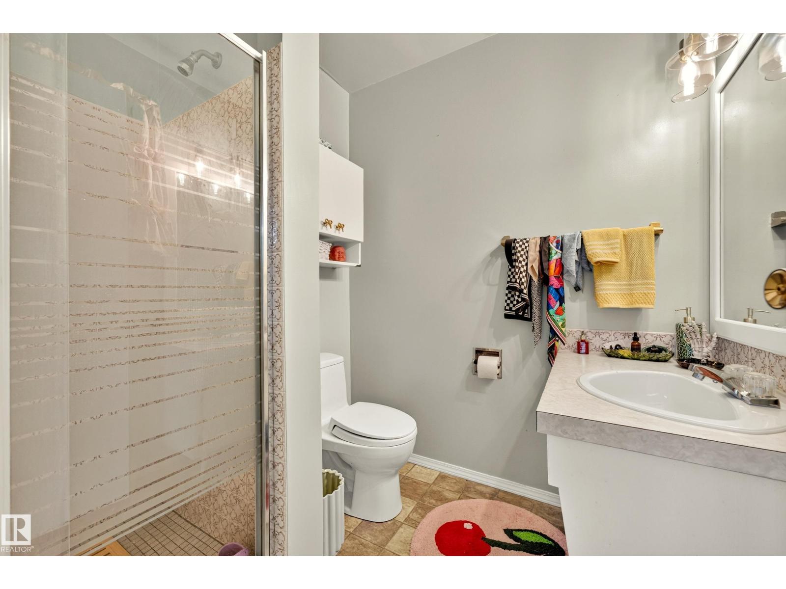 24 ADDISON CR — photo 20