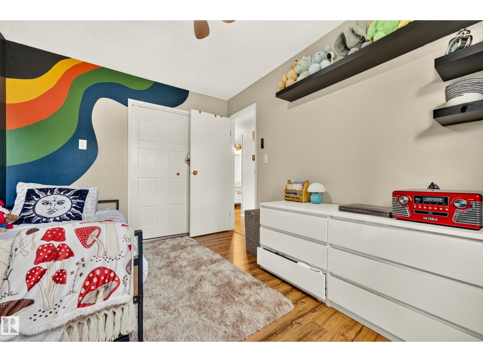 24 ADDISON CR — photo 24