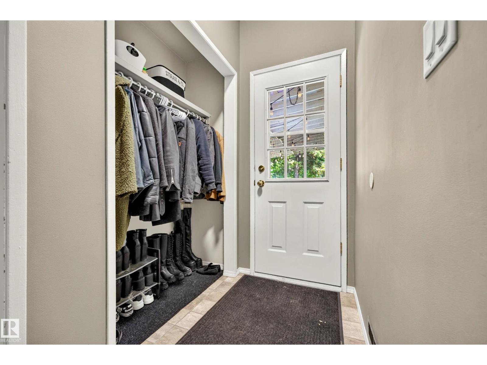 24 ADDISON CR — photo 27