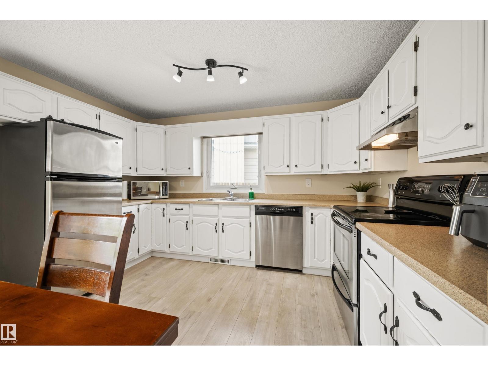 50 PRINCETON CR — photo 14