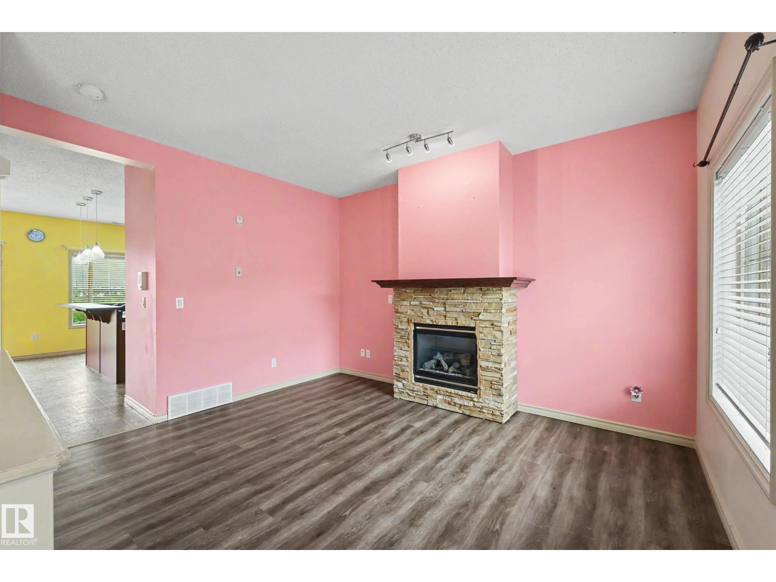 #92 13825 155 AV NW - photo 3