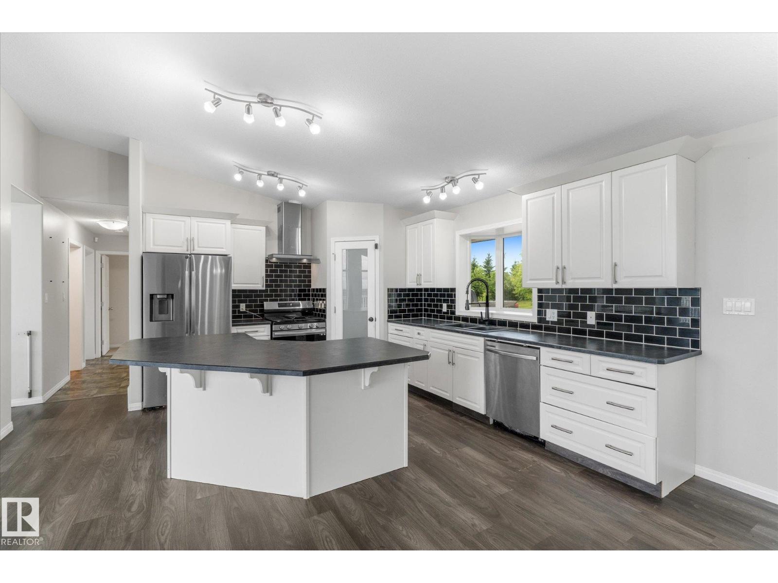 8223 TWP ROAD 590 - 16