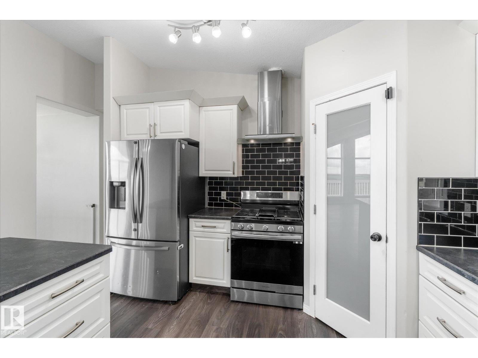 8223 TWP ROAD 590 - 17