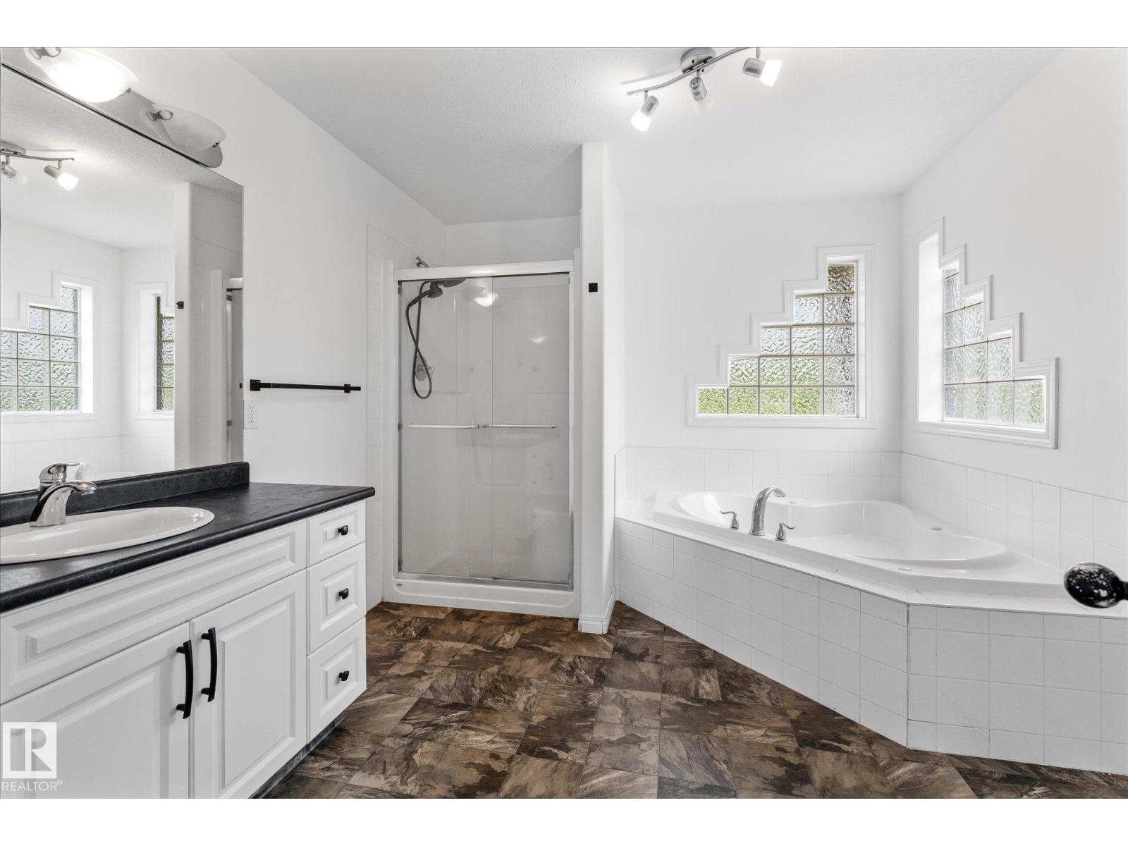 8223 TWP ROAD 590 - 25