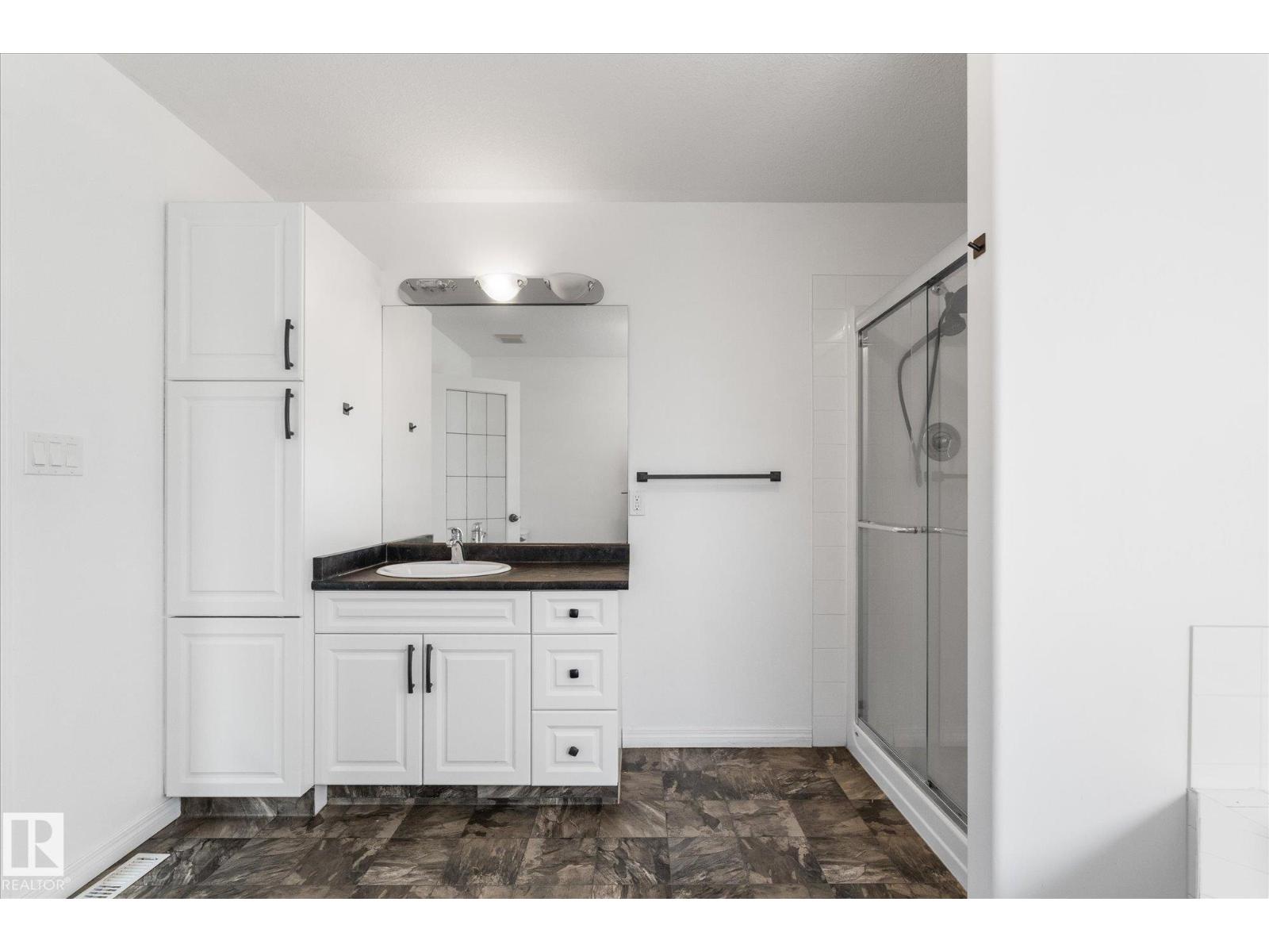 8223 TWP ROAD 590 - 26