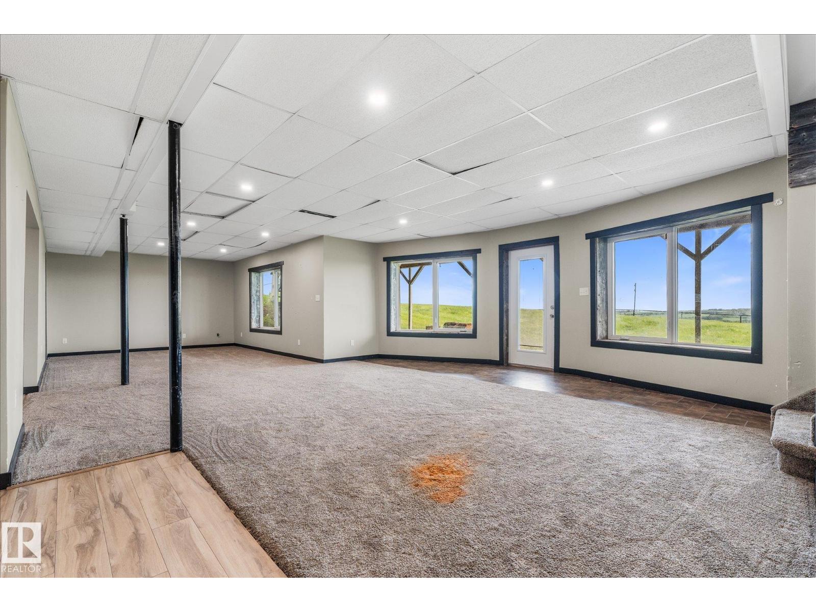 8223 TWP ROAD 590 - 39
