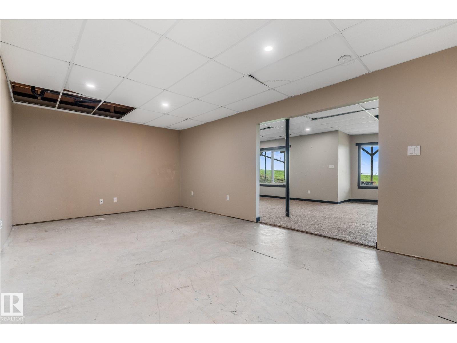 8223 TWP ROAD 590 - 41