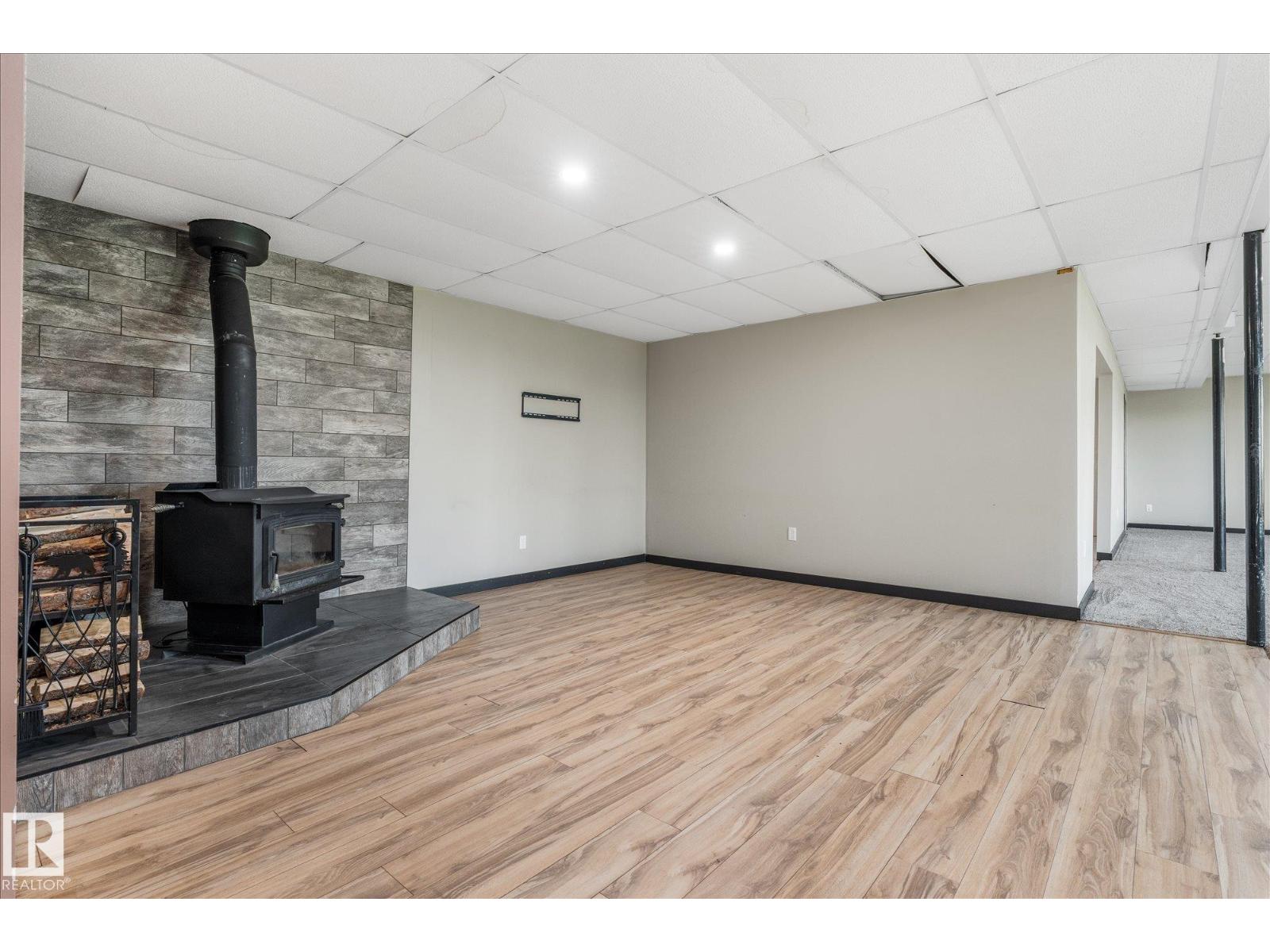 8223 TWP ROAD 590 - 45