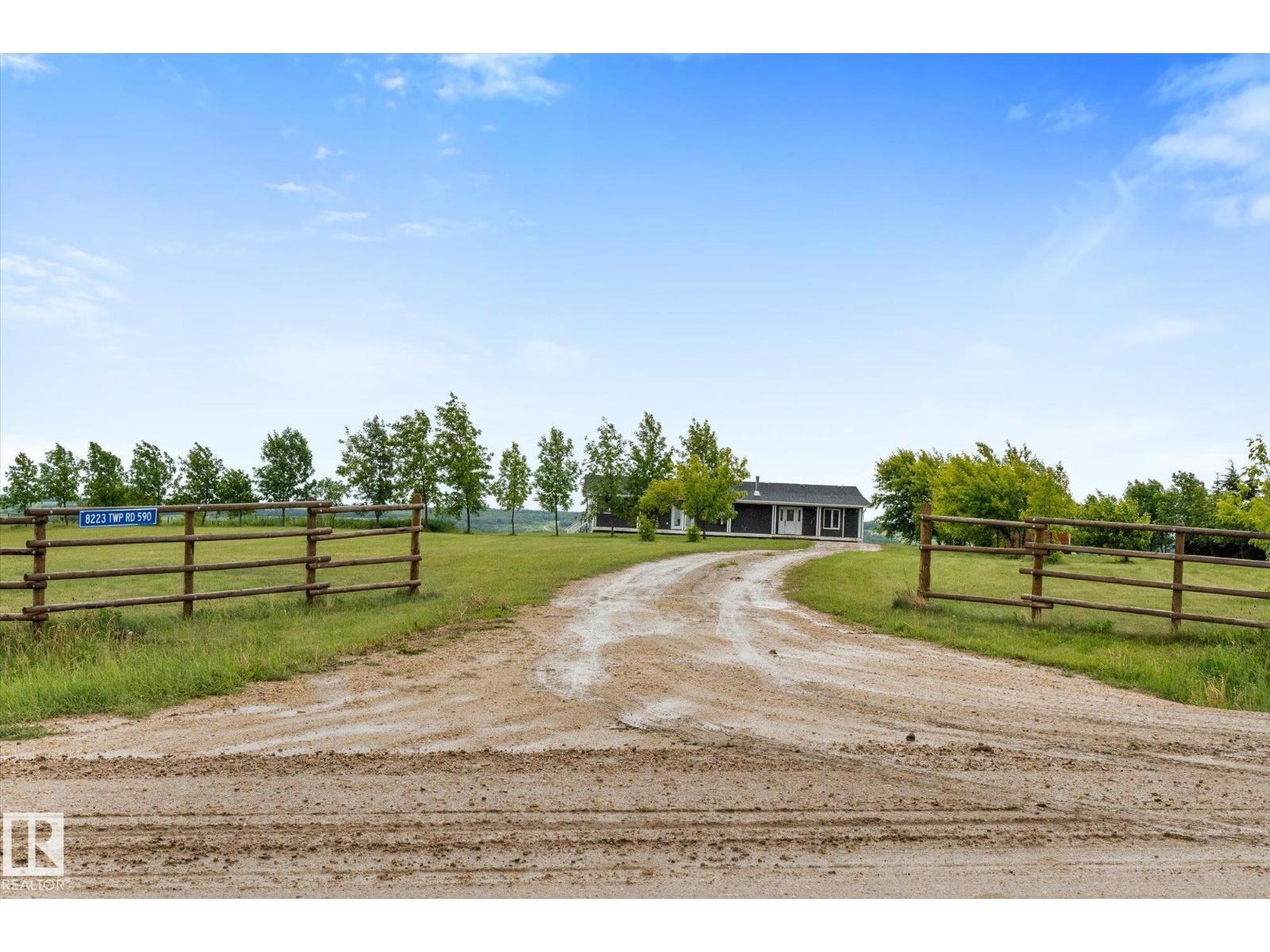 8223 TWP ROAD 590 - 4