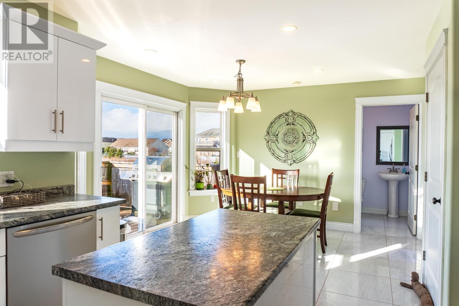 72 MUTCH Crescent - 4
