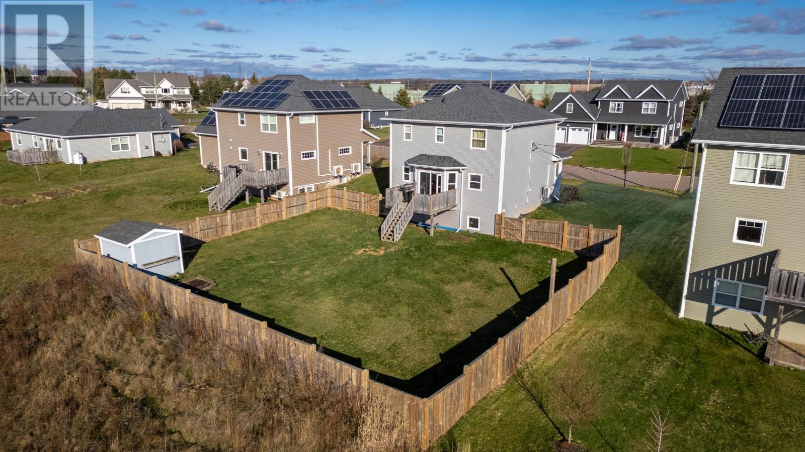 72 MUTCH Crescent - 19