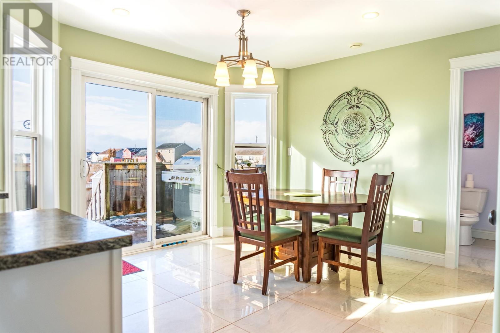72 MUTCH Crescent - 5