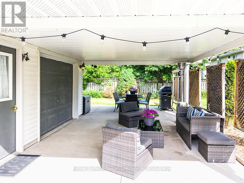 1867 5TH AVENUE E - 23