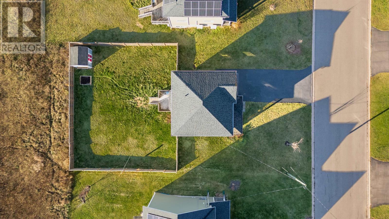 72 MUTCH Crescent - 20