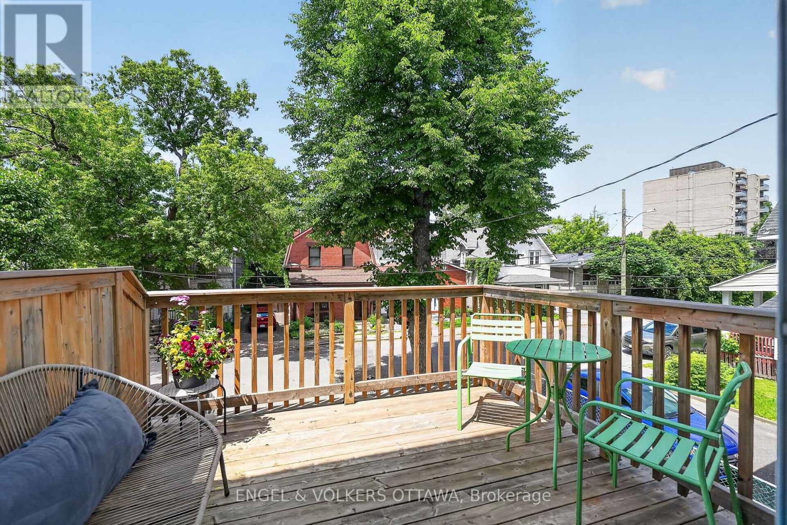 3 Bed, 2 Bath House for Sale in Ottawa – 258 CARILLON STREET, Ottawa – MLS# X13462788 - Image 16