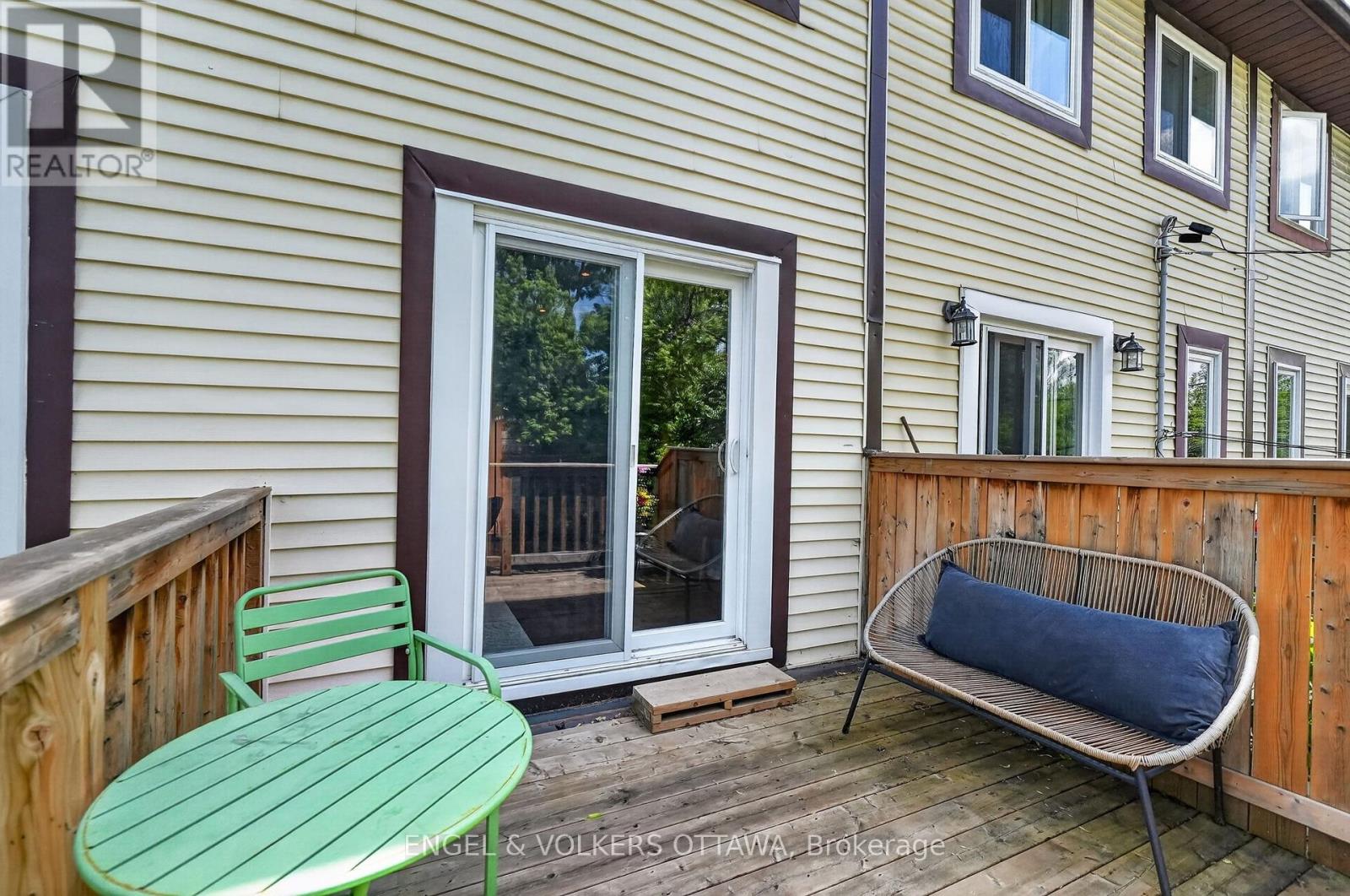 3 Bed, 2 Bath House for Sale in Ottawa – 258 CARILLON STREET, Ottawa – MLS# X13462788 - Image 17