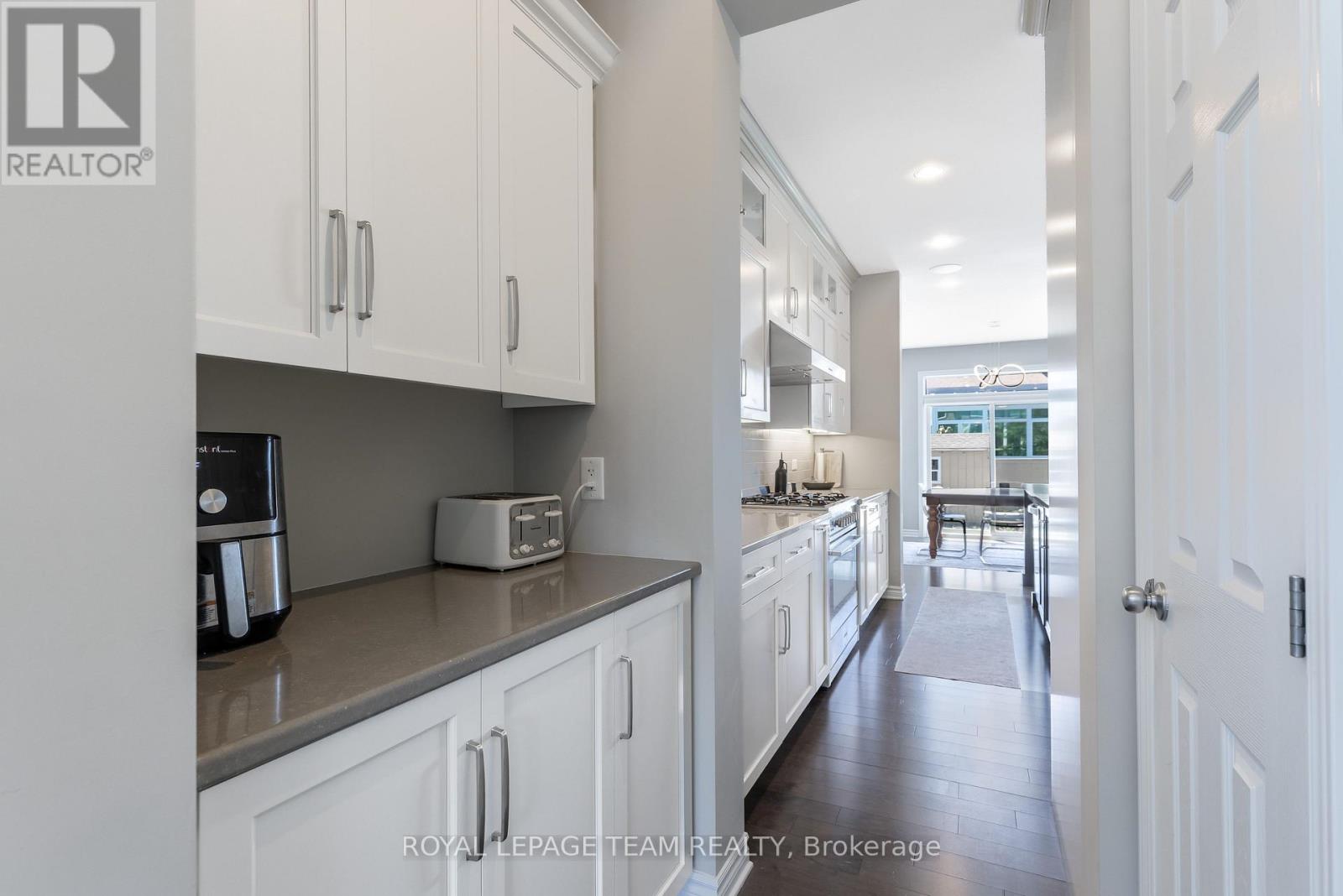 5 Bed, 5 Bath House for Rent in Ottawa – 512 BRECCIA HEIGHTS, Ottawa – MLS# X13462854 - Image 9