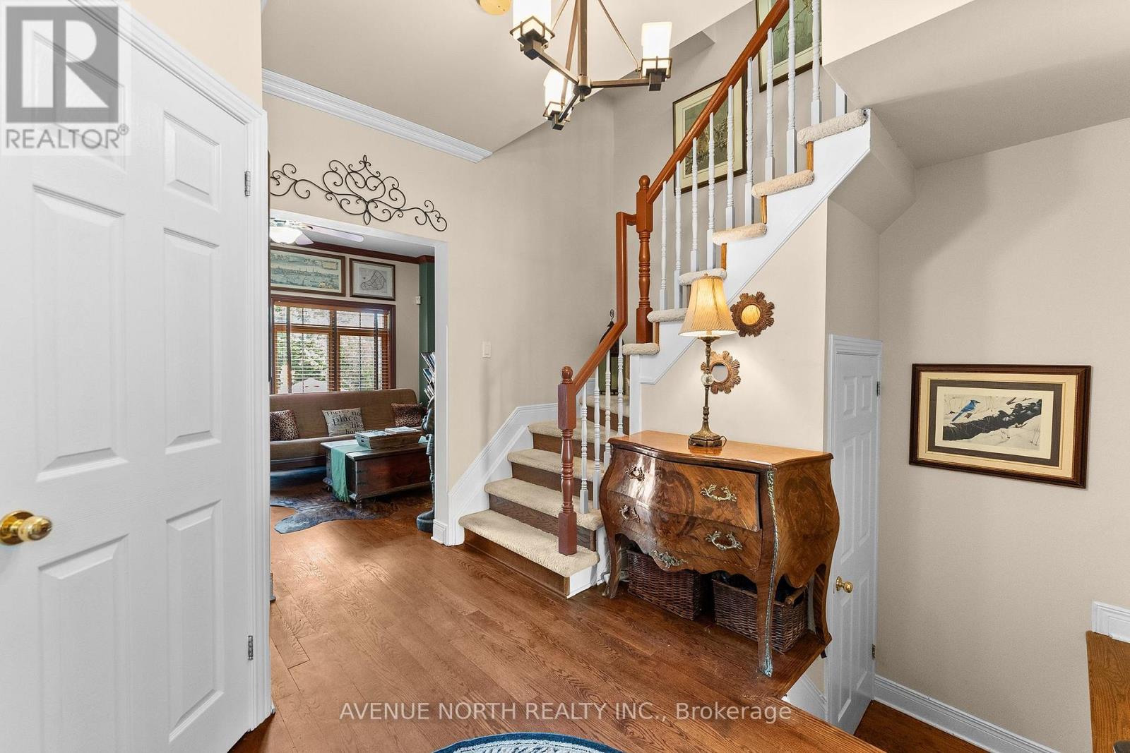 3 Bed, 4 Bath House for Sale in Ottawa – 52 KINGS LANDING PRIVATE, Ottawa – MLS# X13462996 - Image 6