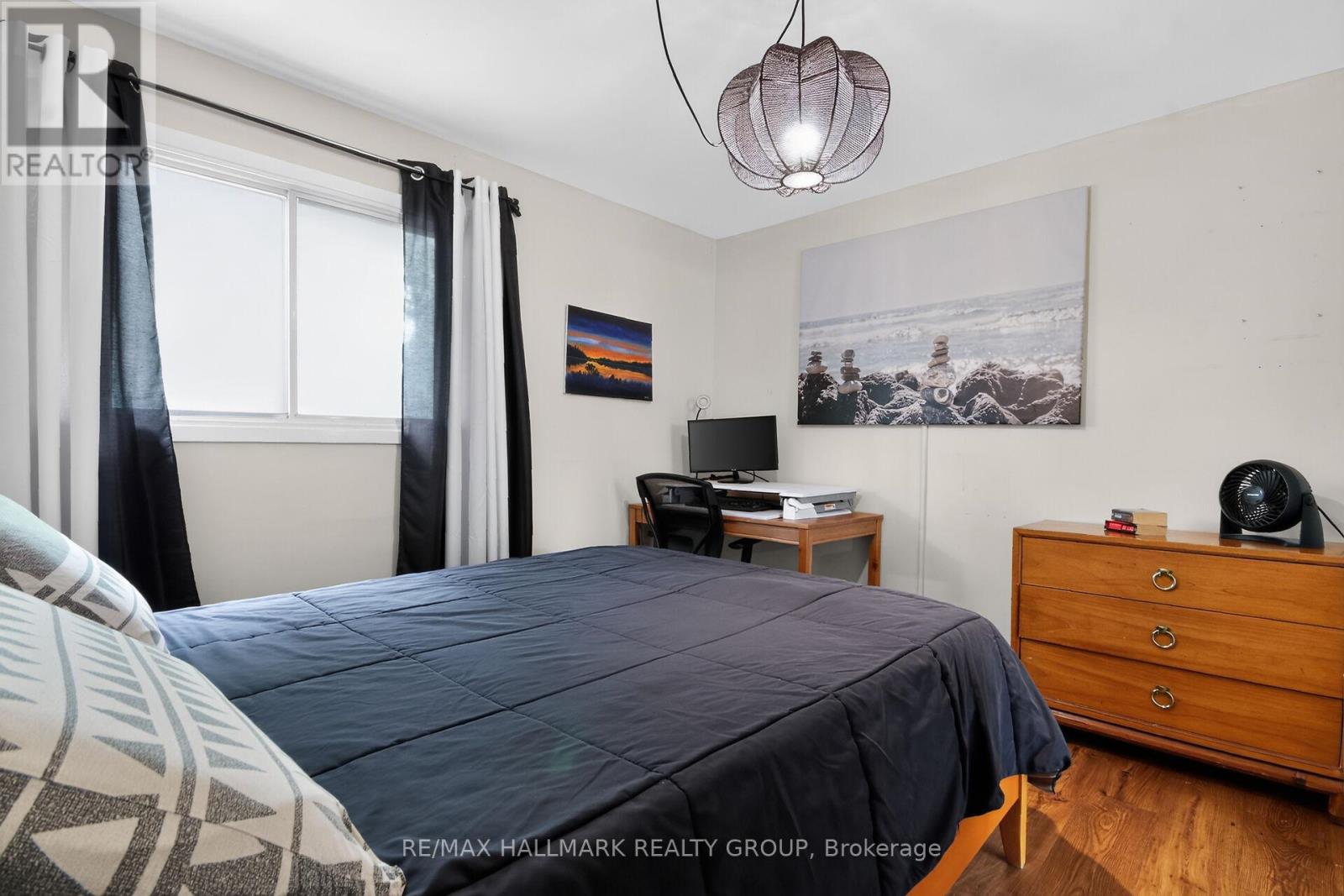 671 BAYVIEW DRIVE - 20