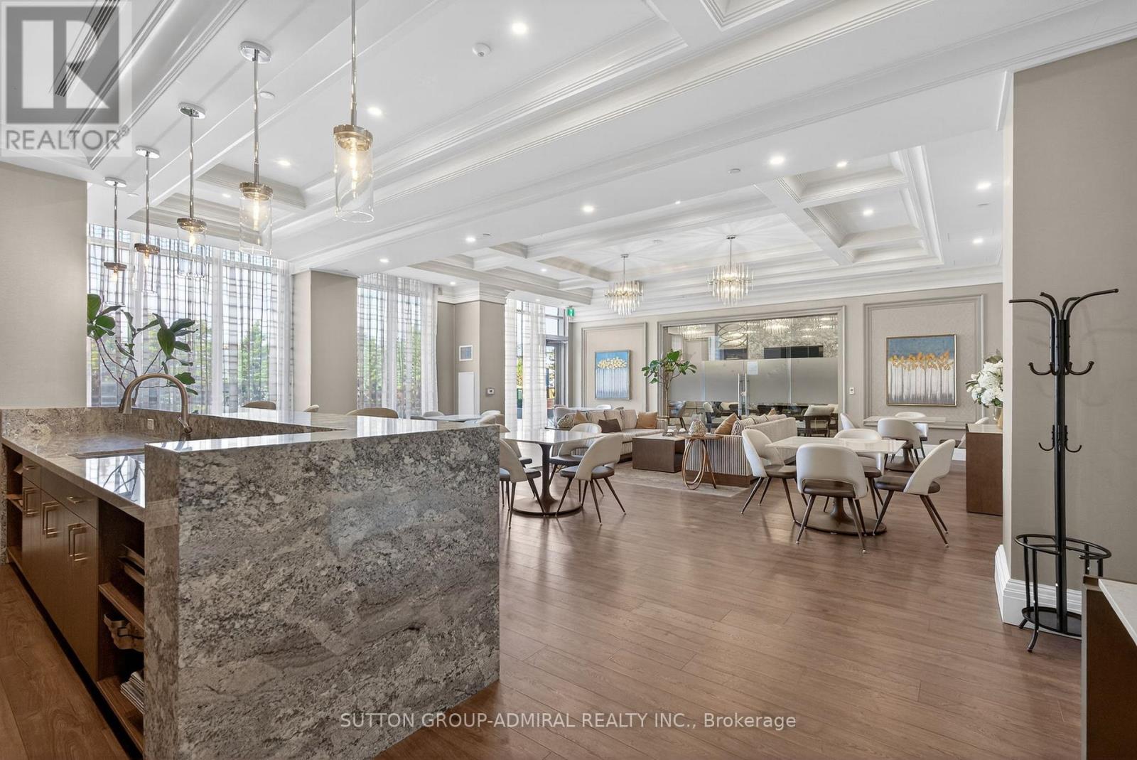#1206W 10 GATINEAU DRIVE - 19