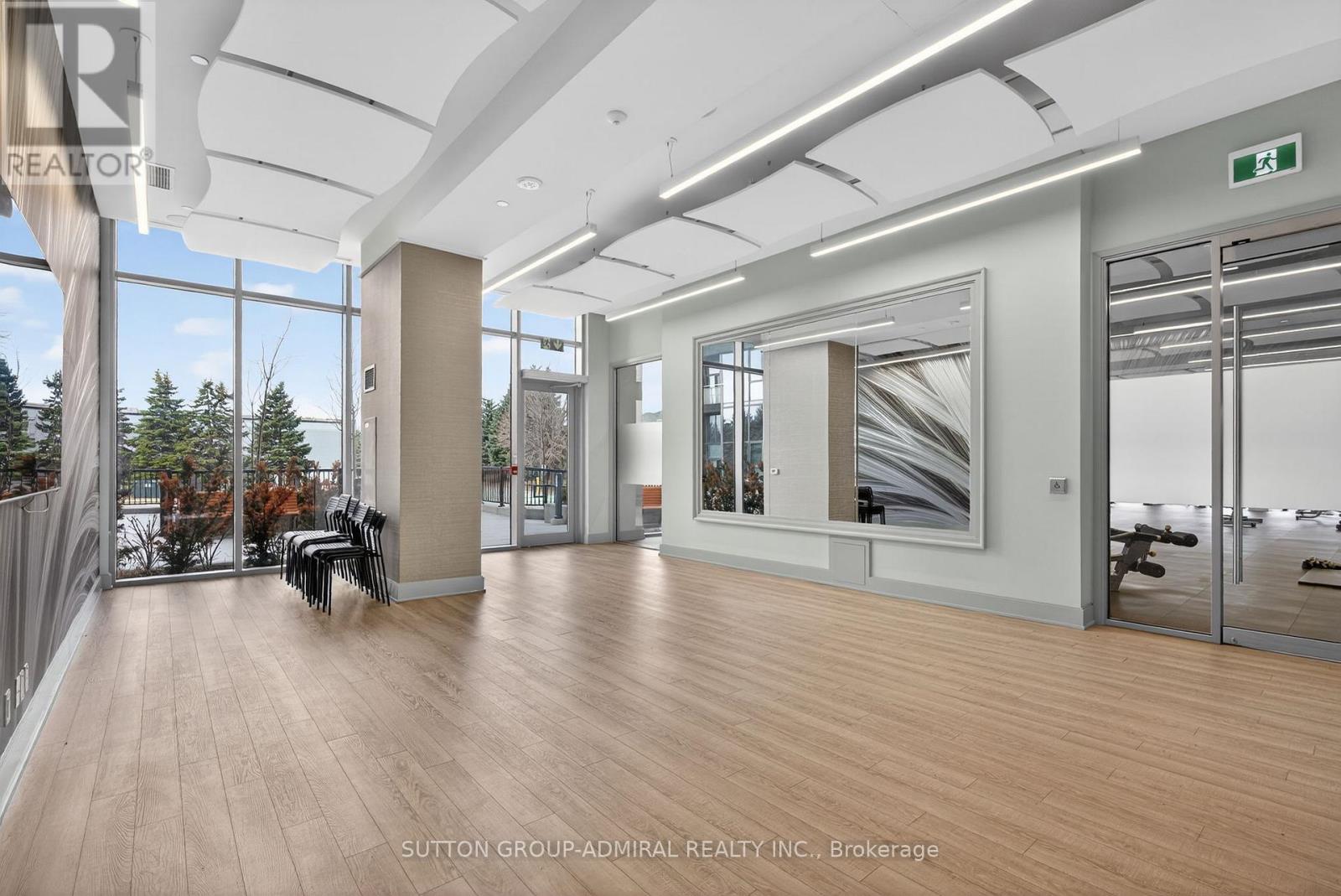 #1206W 10 GATINEAU DRIVE - 27