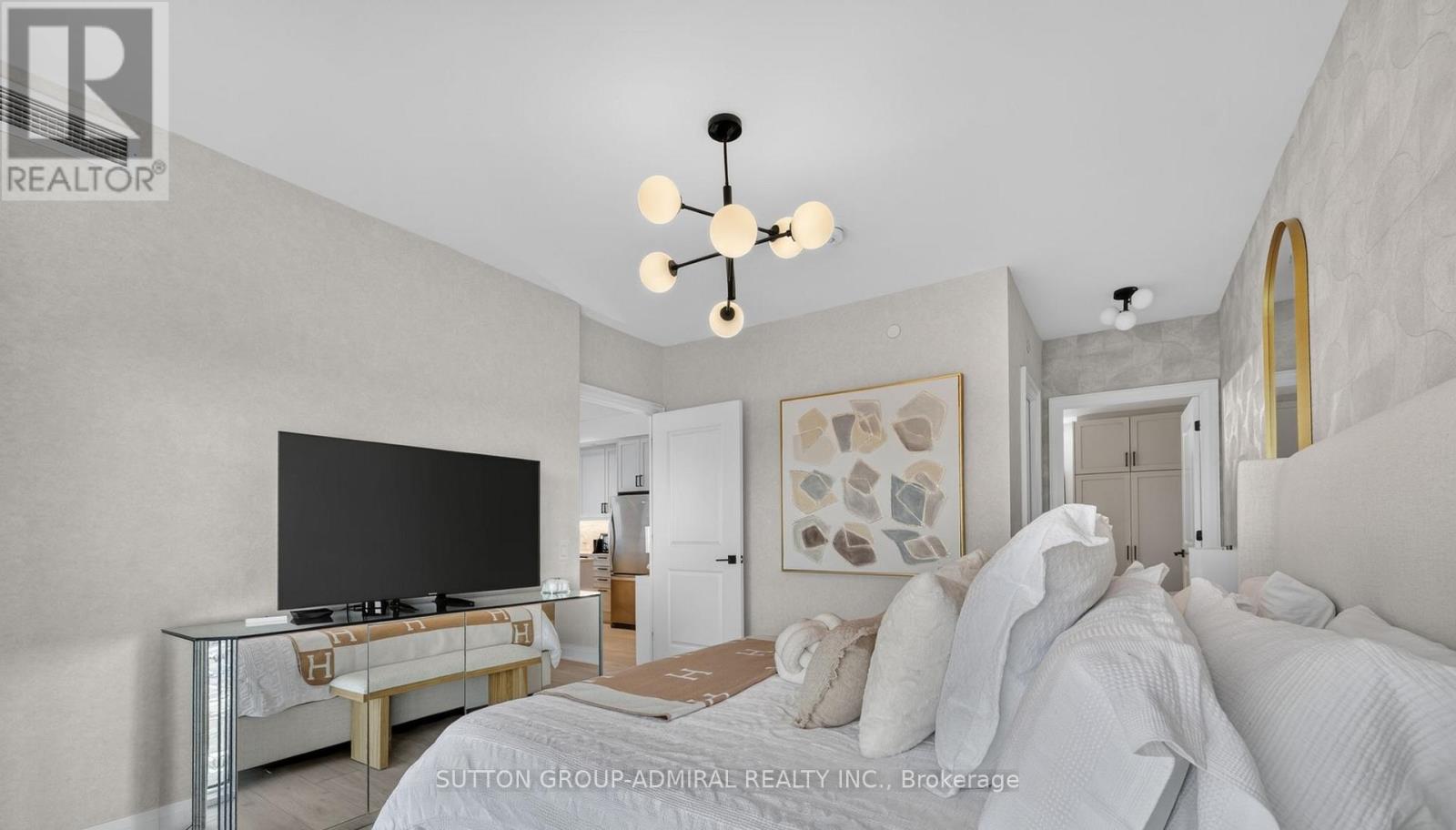 #1206W 10 GATINEAU DRIVE - 9