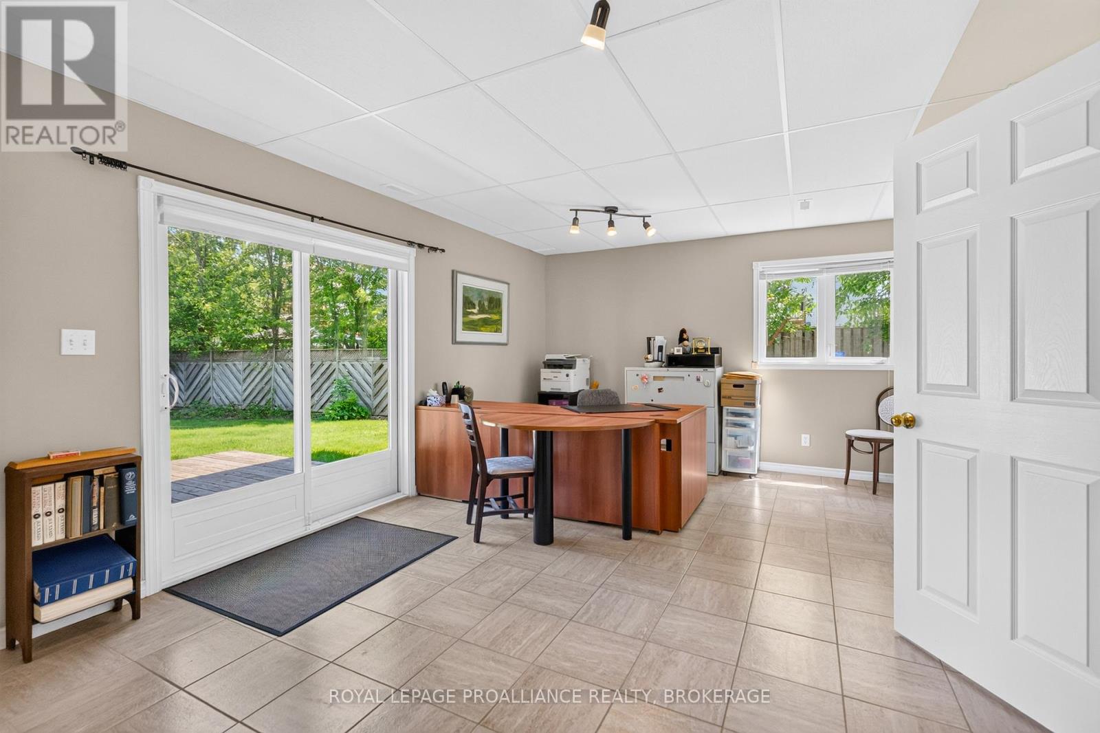 412 MALABAR DRIVE - Image 25