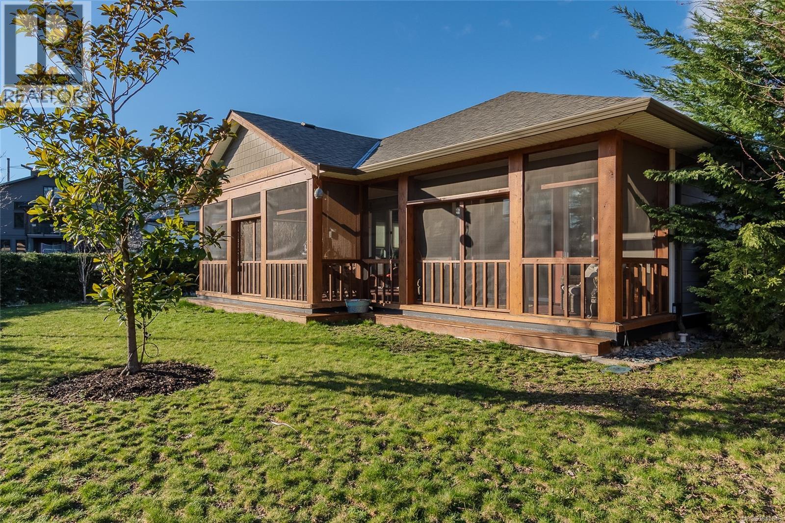 7284 Lakefront Dr - 9