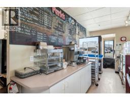 400 1100 Homewood Rd, Campbell River, BC V9W3N7 Photo 11